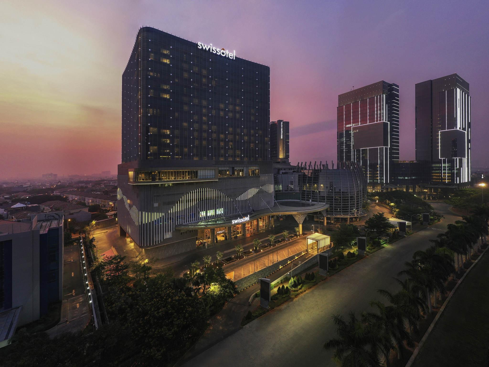 Swissotel Jakarta Pik Avenue Ngoại thất bức ảnh